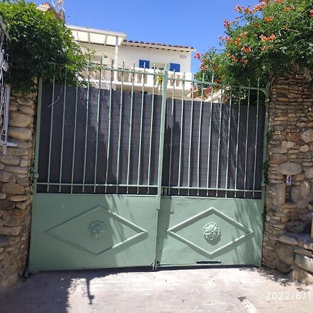 Appartement Centre Ville Du Boulou Pour 2 Adultes-2 Enfants- Check In 17H-21H--Juillet-Aout Reservation De 7 Jours Mini Le Boulou Buitenkant foto