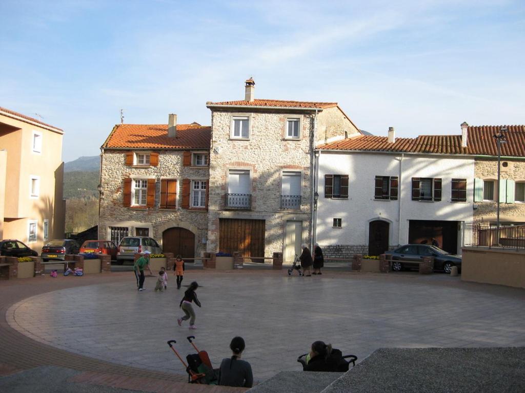 Appartement Centre Ville Du Boulou Pour 2 Adultes-2 Enfants- Check In 17H-21H--Juillet-Aout Reservation De 7 Jours Mini Le Boulou Buitenkant foto