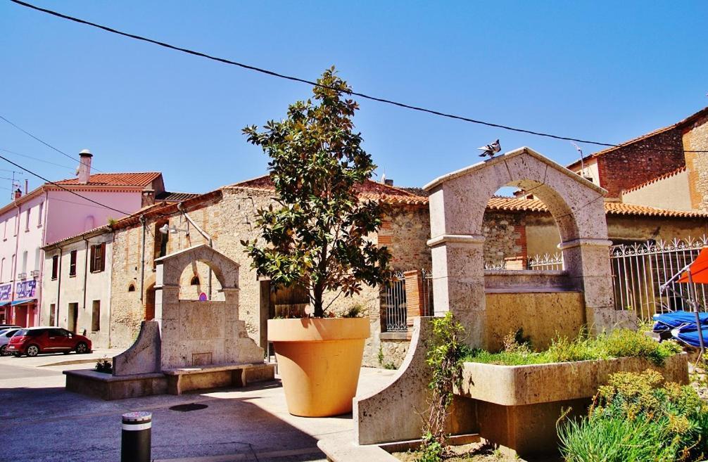 Appartement Centre Ville Du Boulou Pour 2 Adultes-2 Enfants- Check In 17H-21H--Juillet-Aout Reservation De 7 Jours Mini Le Boulou Buitenkant foto